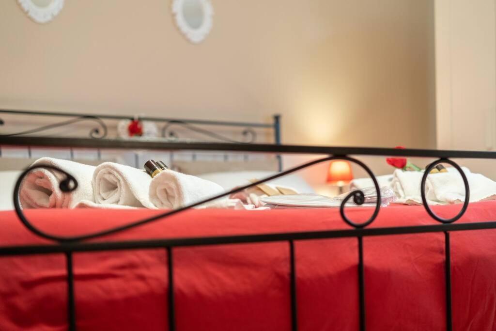 Terrazze Italiane City Center - Red Apartment Верона Екстериор снимка